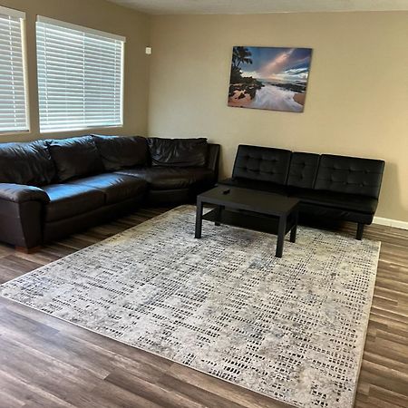 Quiet 1Bed,1Bath Condo With Free Parking Fresno Buitenkant foto