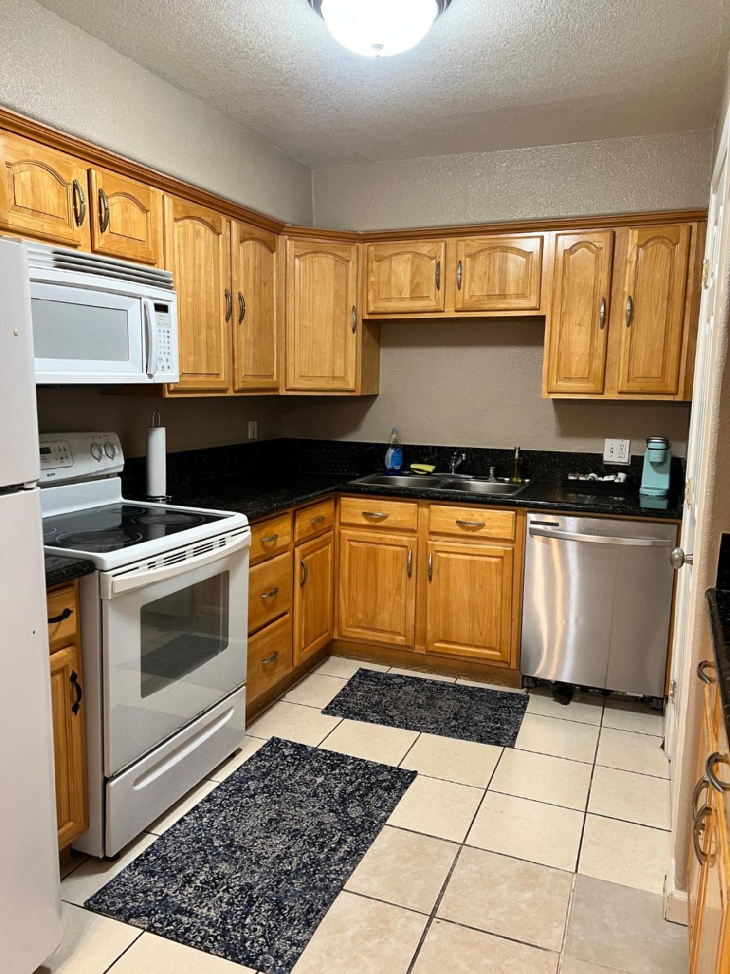 Quiet 1Bed,1Bath Condo With Free Parking Fresno Buitenkant foto