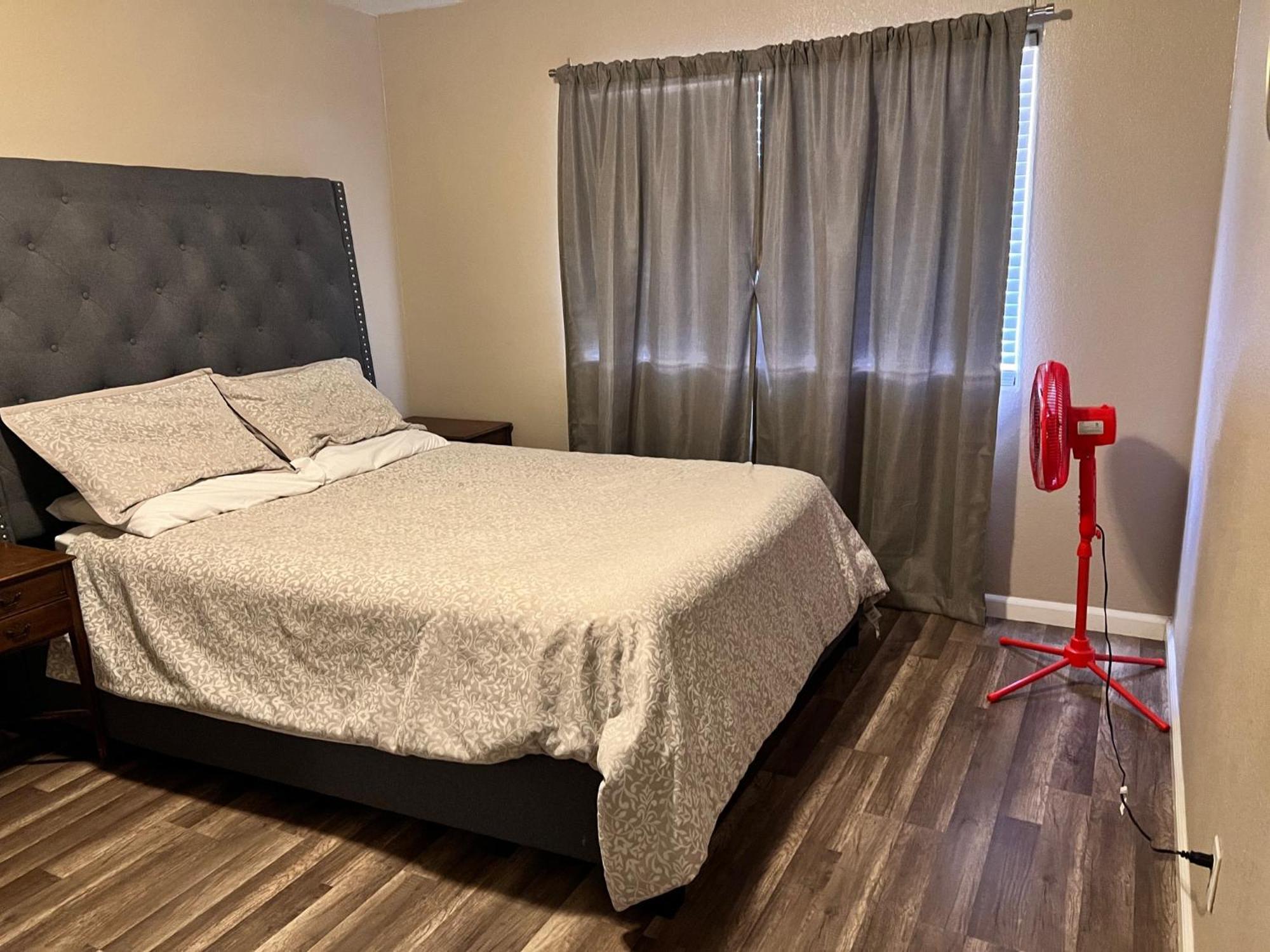 Quiet 1Bed,1Bath Condo With Free Parking Fresno Buitenkant foto