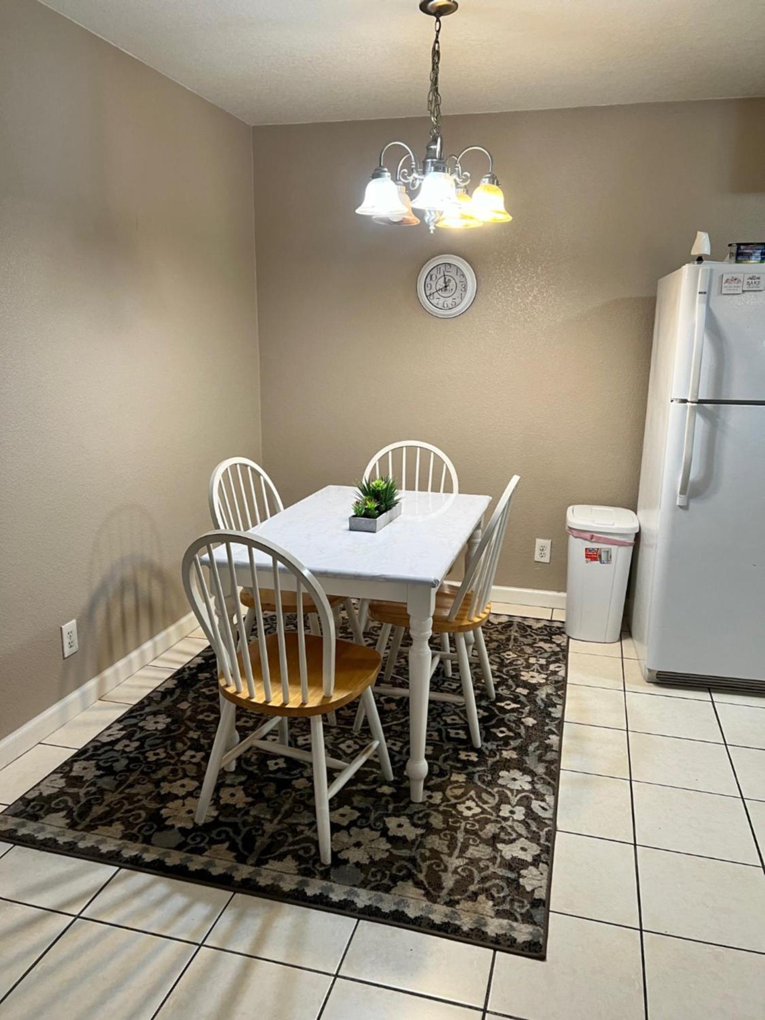 Quiet 1Bed,1Bath Condo With Free Parking Fresno Buitenkant foto